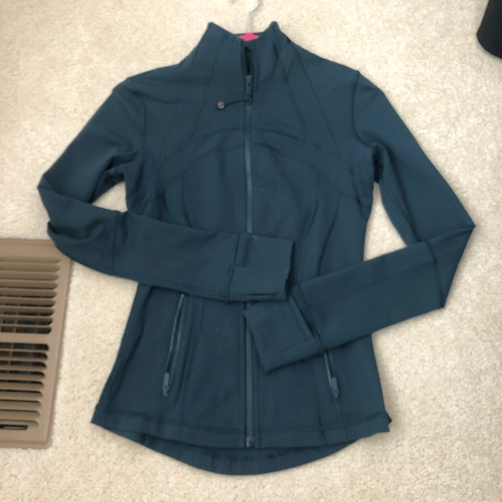LIKE NEW!🦋 Lululemon Deep Teal Define Jacket